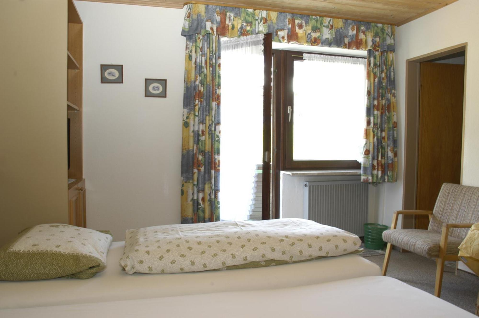 Gaestehaus Winsauer Mittelberg Exteriör bild