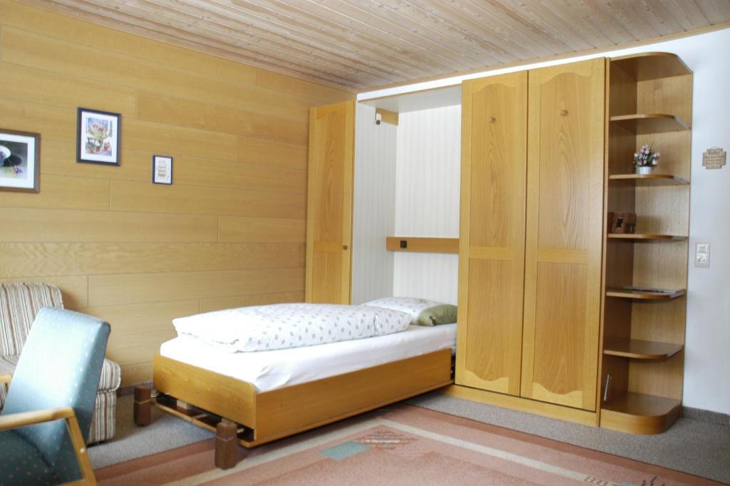Gaestehaus Winsauer Mittelberg Rum bild